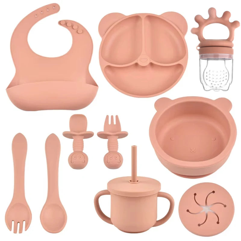 Kit Alimentação Infantil em Silicone – 9 Peças Antiderrapantes