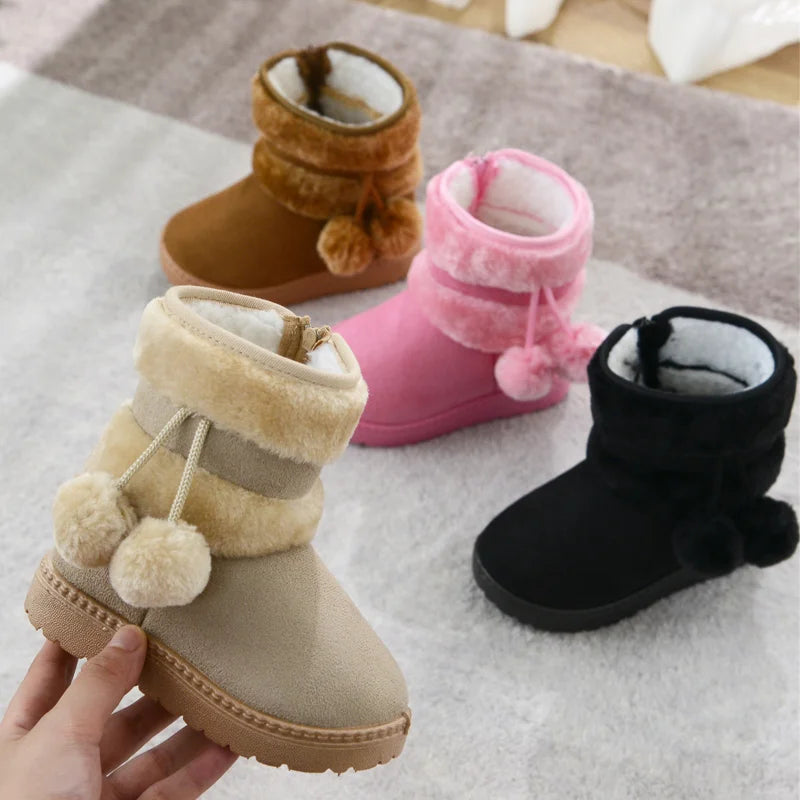 Botinha de Inverno Pompom