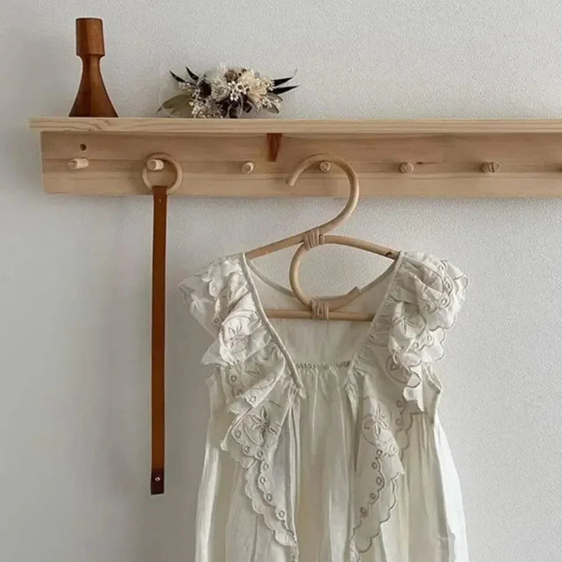 Cabides Infantis em Rattan – Formatos Arco-Íris, Sol e Lua