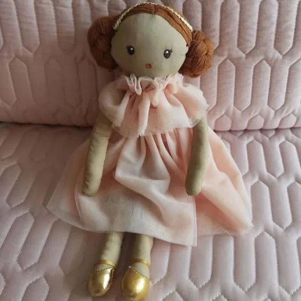 Bonecas de Pano Marjorie – Boutique Infantil Les Enfants