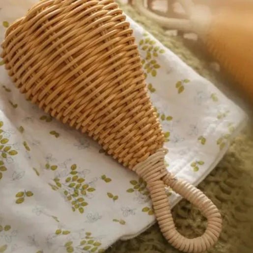 Brinquedo Sensorial de Rattan | Chocalho – Boutique Infantil Les Enfants