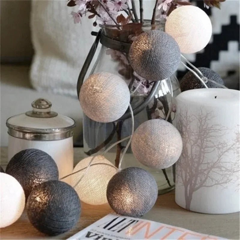 Luminária Cordão Fairy Lights com Bolas de Algodão – Boutique Infantil Les Enfants