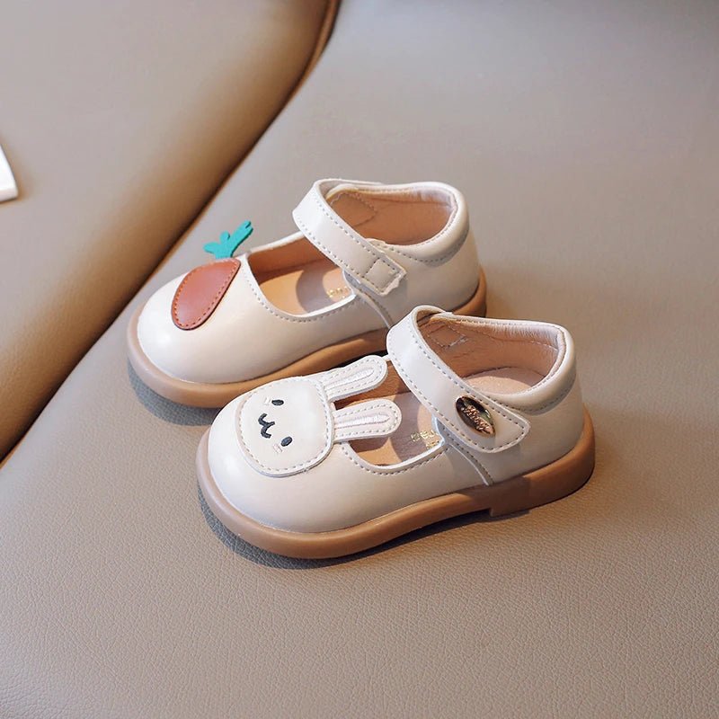 Sapatilha Coelhinho & Cenourinha – Boutique Infantil Les Enfants