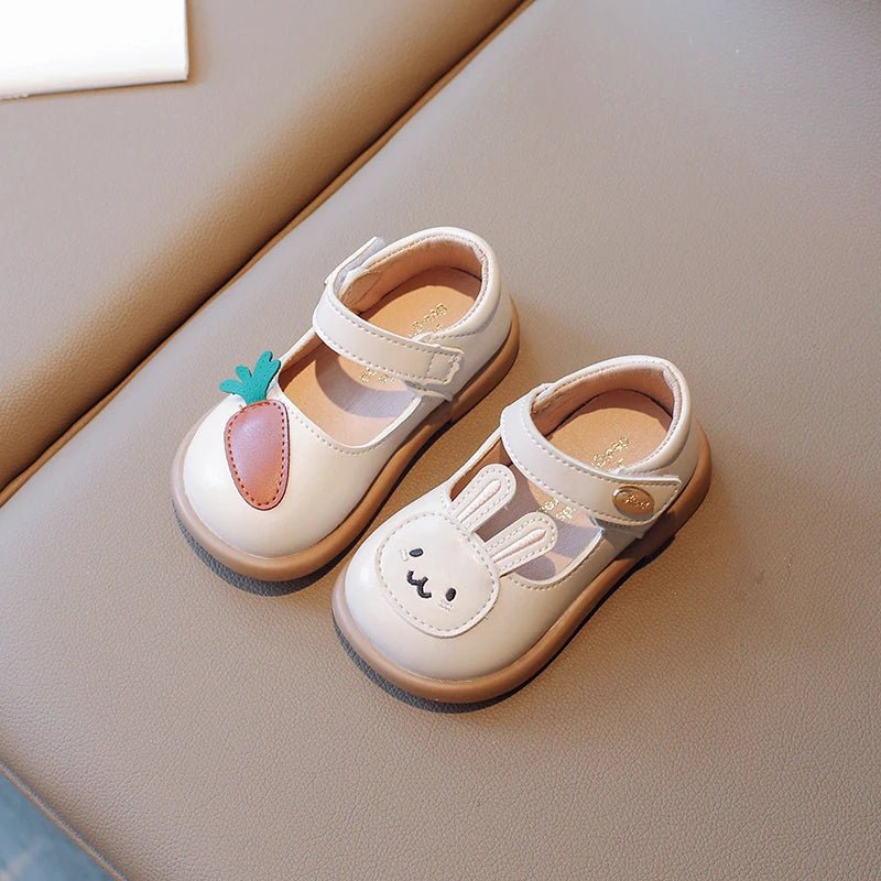 Sapatilha Coelhinho & Cenourinha – Boutique Infantil Les Enfants
