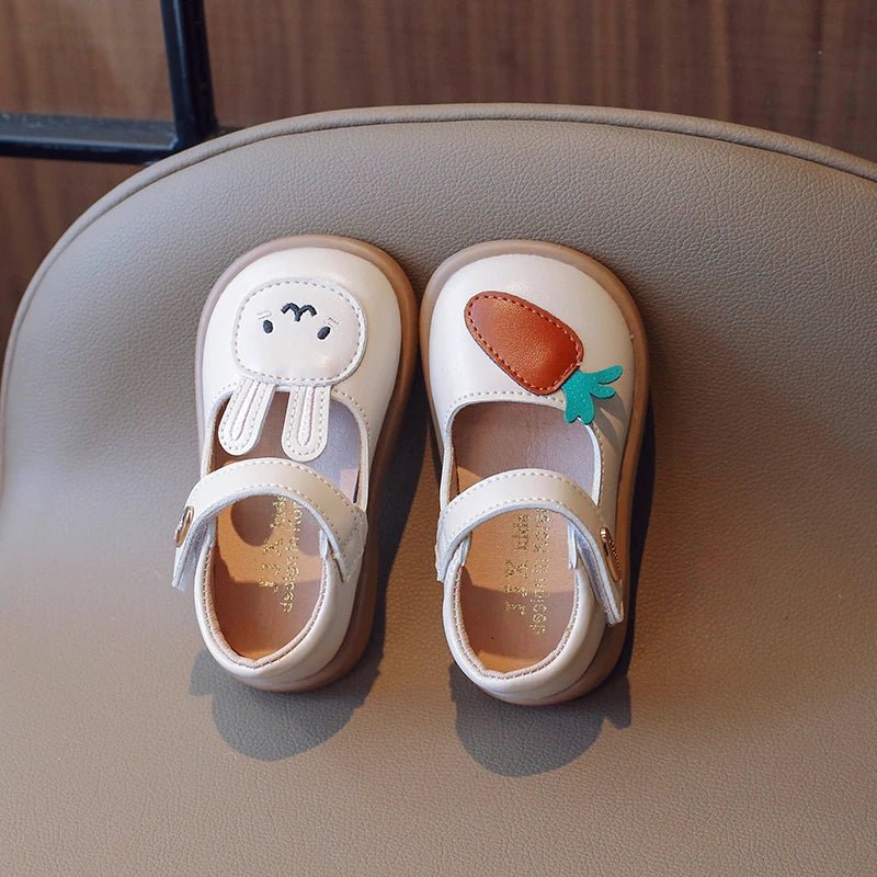 Sapatilha Coelhinho & Cenourinha – Boutique Infantil Les Enfants