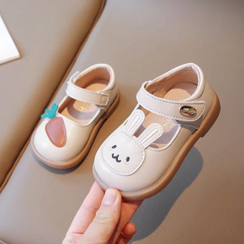 Sapatilha Coelhinho & Cenourinha – Boutique Infantil Les Enfants